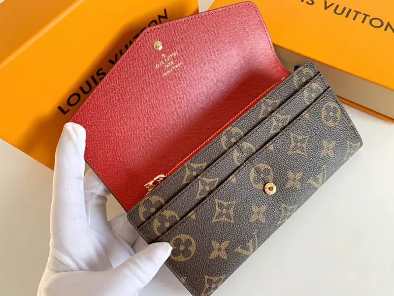 louis vuitton lv portefeuille s in red pour femme s_a5b5352